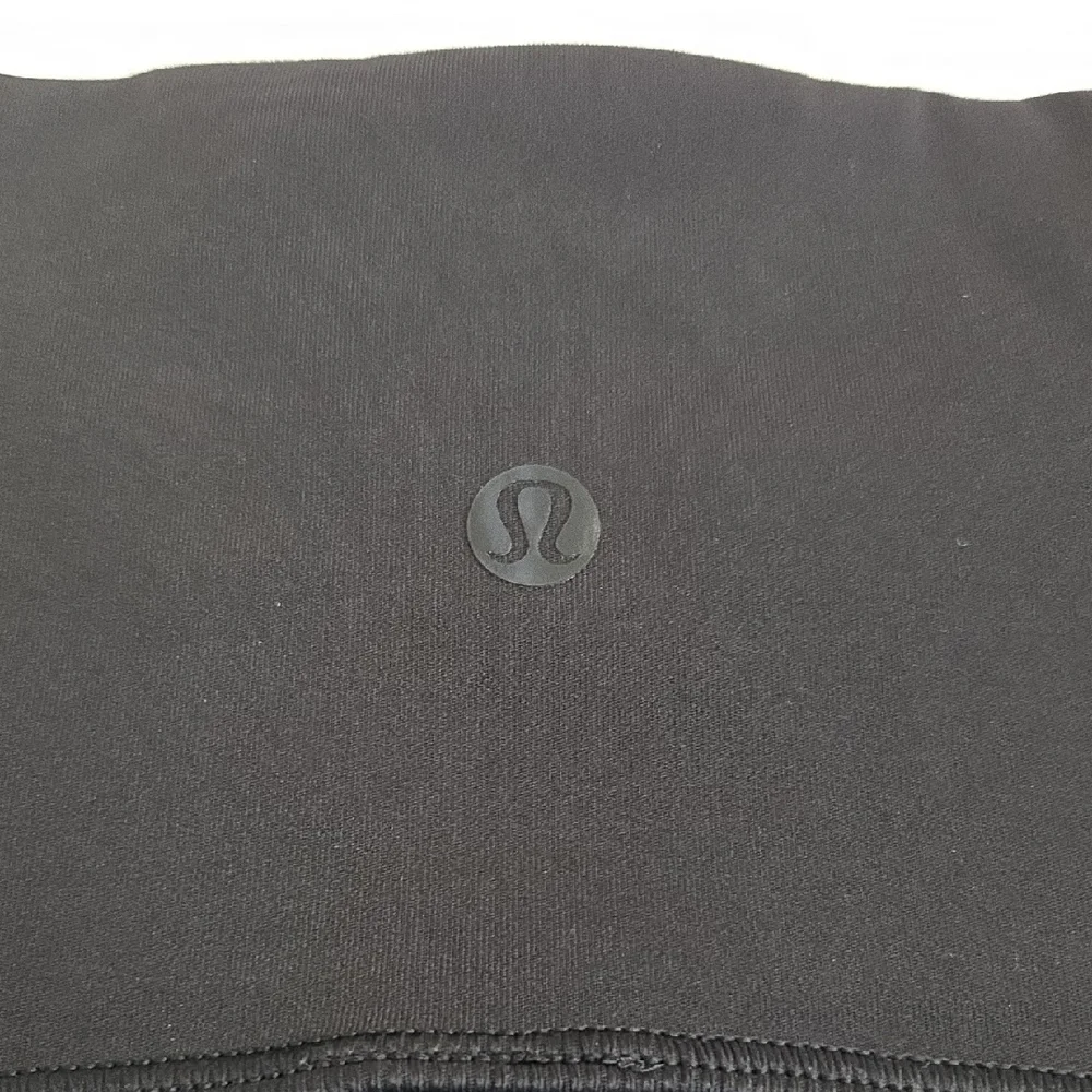 Lululemon Black Cropped Leggings